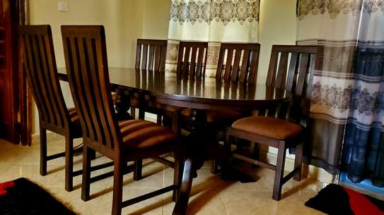 Dining Table 6 seater image 2