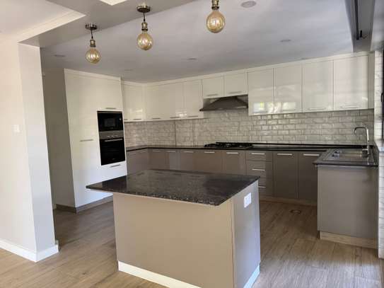 Serviced 3 Bed Apartment with En Suite in Lavington image 1