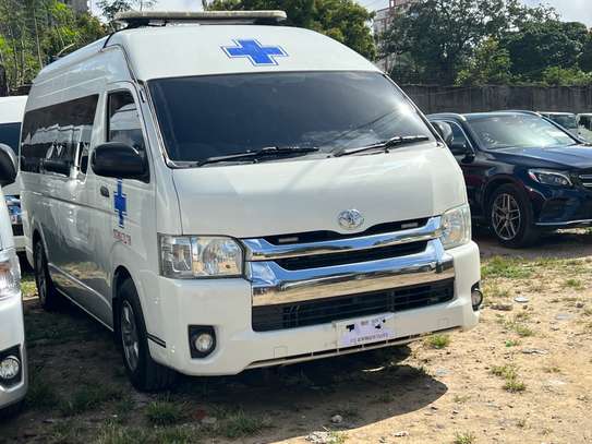 TOYOTA HIACE (AMBULANCE DIESEL ENGINE) image 2