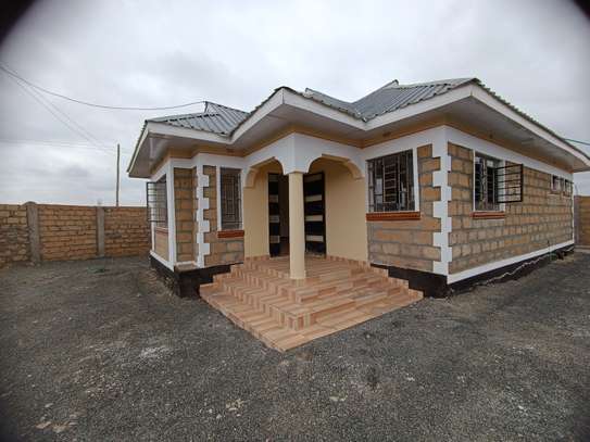 3 Bed House with Swimming Pool in Kitengela image 1