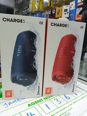 Jbl Charge 5 - Portable Waterproof Speaker - Black/red image 2