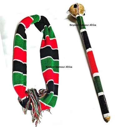 Kenya beaded wooden rungu with scarf image 1