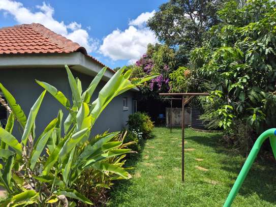 Classic 3 bedroom all ensuite +2 br guestwing for sale image 5