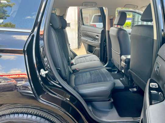 NEW CAR MITSUBISHI OUTLANDER PHEV JUST ARRIVED image 1