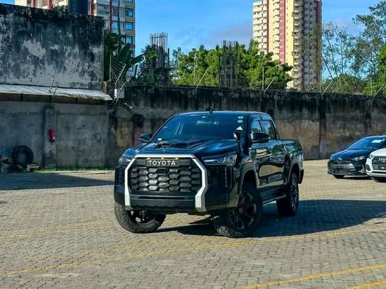 Toyota Pickup Truck Black Double Cab Powerful image 2
