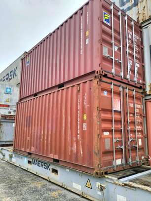 20ft clean shipping containers for sale available. image 2