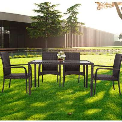 Outdoor Furniture: 6 Seater Modern Outdoor Set In Suneka image 3