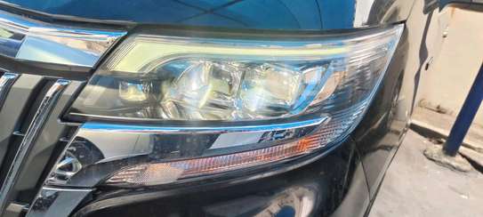 Toyota Esquire Hybrid Black 2018 image 5