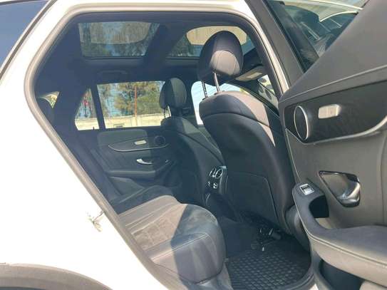Mercedes Benz GLC 300 image 15