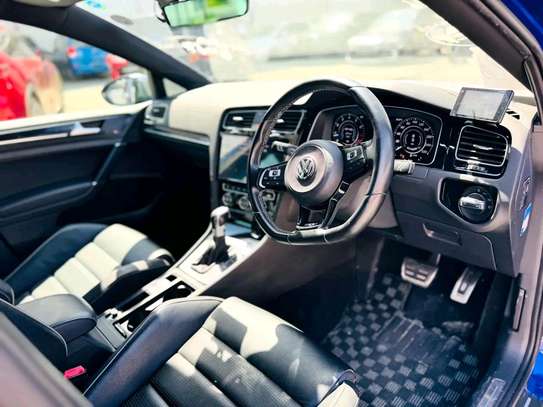Volkswagen Golf R 2000cc 2019 image 4