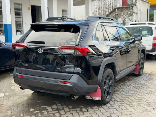 Toyota Rav4 image 4
