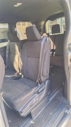 Toyota Esquire Silver 2019 2WD image 25
