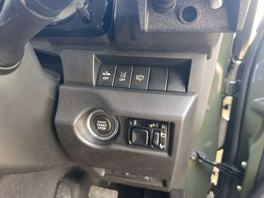 Suzuki Jimny 4x4 Compact SUV Olive Green 2019 image 9