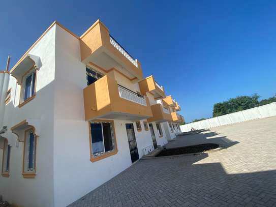 3 Bed Townhouse with En Suite at Mtwapa image 30