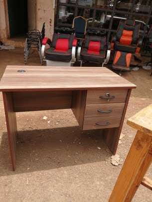 Computer study desk image 3