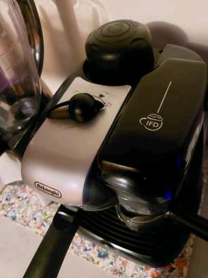 Delonghi Espresso 4 cup coffee maker image 5