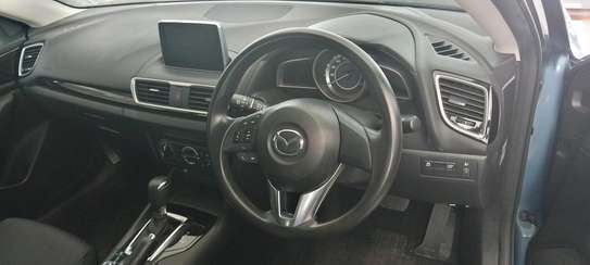 Mazda axela image 8