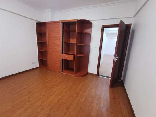 3 bedroom apartment for sale in Kilimani image 3