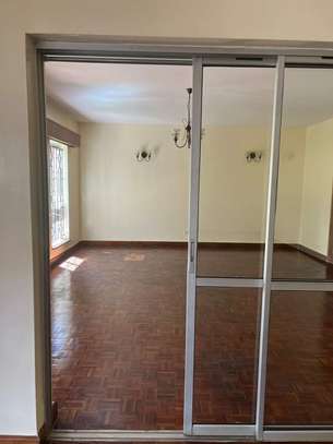 Commercial Property with Parking at Gigiri image 17