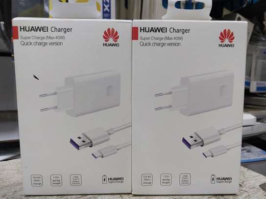 HUAWEI SuperCharge Wall Charger With USB Type-C Cable image 1