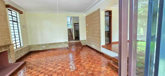 4 Bed House with En Suite at Rosslyn Heights image 35