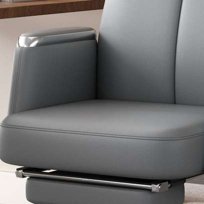 Office Chair; Executive Presidential Office Elevate Chair image 3