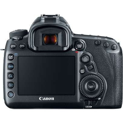 Canon EOS 5D Mark IV DSLR Camera (Body Only) image 2