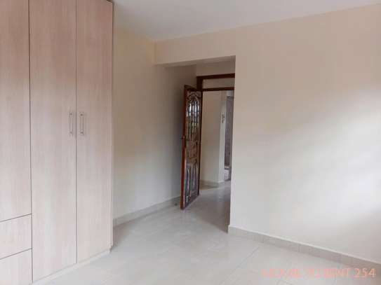 LUXURIOUS TWO BEDROOM MASTER ENSUITE TO LET image 10
