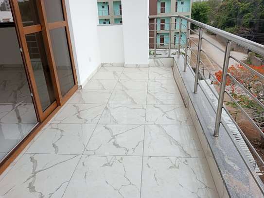 3 Bed Apartment with En Suite at Baobab Road image 8