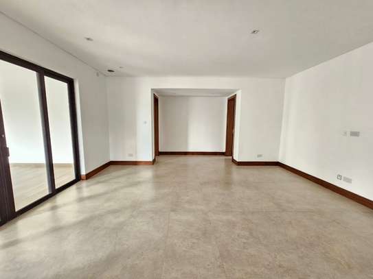 5 Bed House with En Suite in Kitisuru image 24