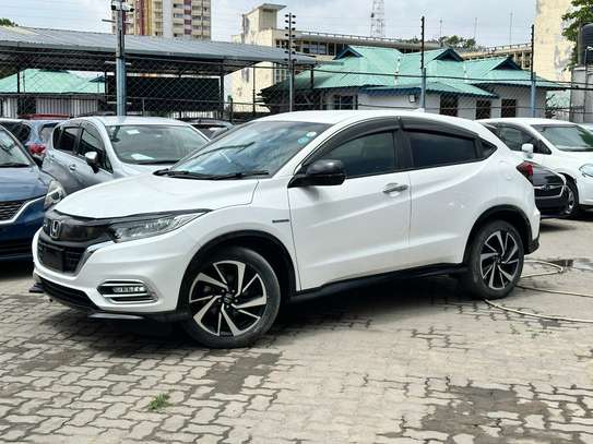 Honda vezel Hybrid Rs 2019 image 1