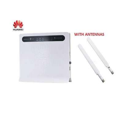 Huawei 4G LTE CPE B593 Router With SIM CARD SLOT. image 1