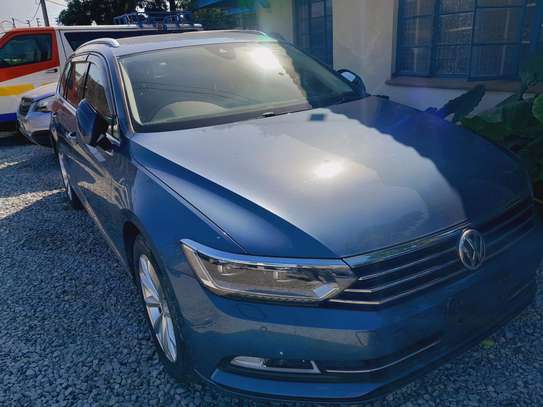 Volkswagen passat 2017 blueish image 2