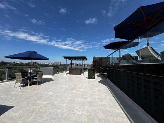 3 Bed Apartment with En Suite in Riverside image 18