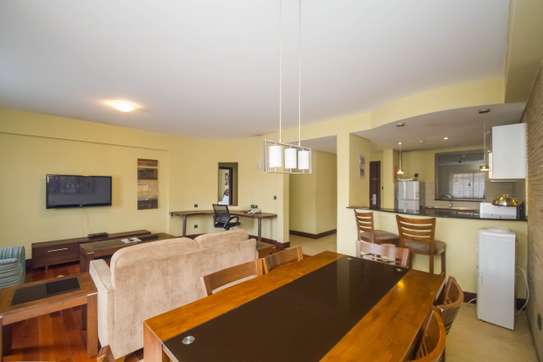 Serviced 2 Bed Apartment with En Suite at Ojijo Road image 7