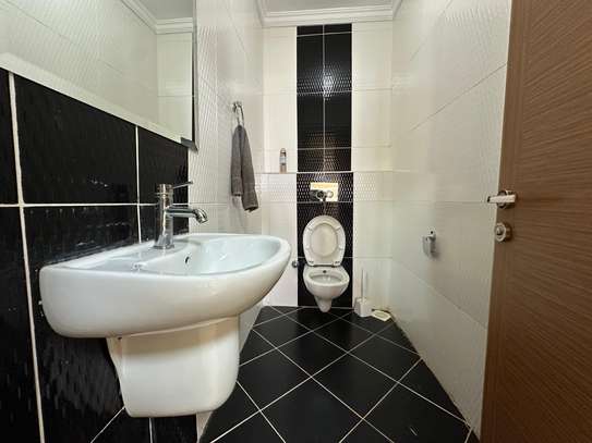 Furnished 3 Bed Apartment with En Suite in Kileleshwa image 32