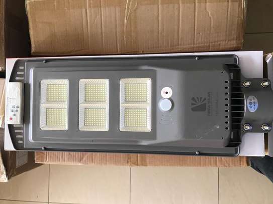 100W solar street lights with arm,3 eyes, Remote image 1