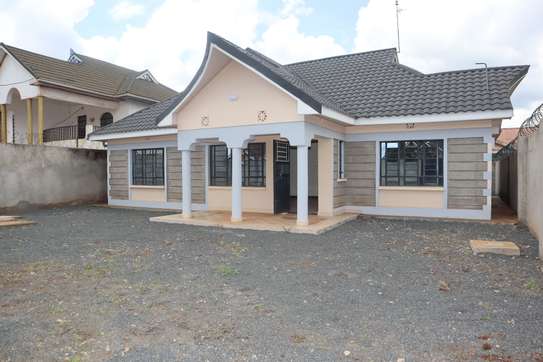 4 Bed House with En Suite in Thika image 10