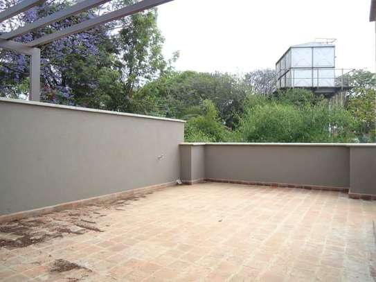 4 Bed Townhouse  in Lavington image 20