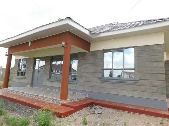3 Bed House with En Suite at Acacia image 17
