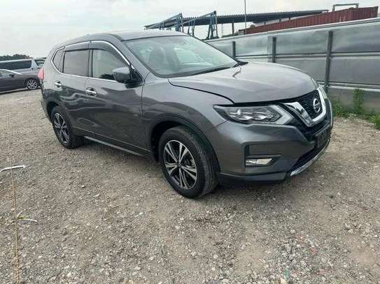 Nissan x-trail 7 seater grey 2018 image 2