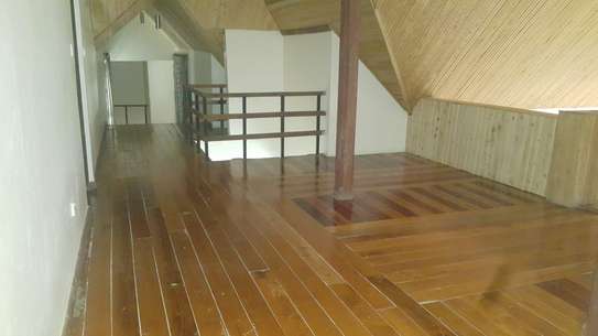 6 Bed Villa with En Suite in Ngong image 3