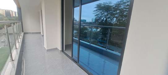 Studio Apartment with En Suite in Lavington image 3