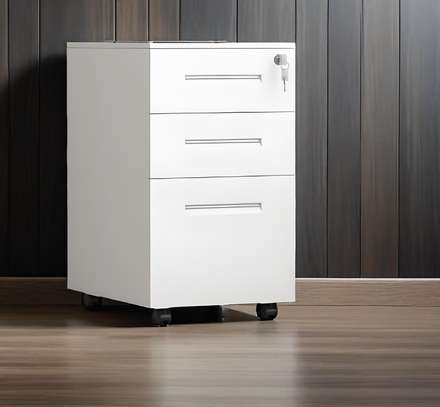 Office Cabinet: 3 Drawer White File Cabinet In Kebirigo image 4
