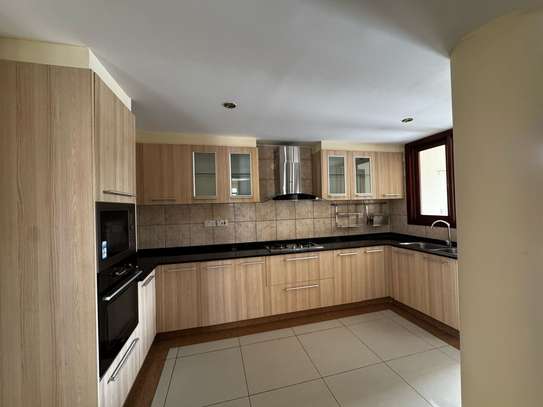 2 Bed Apartment with En Suite in Kileleshwa image 25