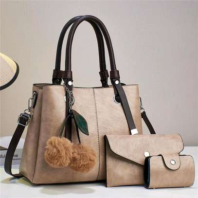 Trendy handbags image 5
