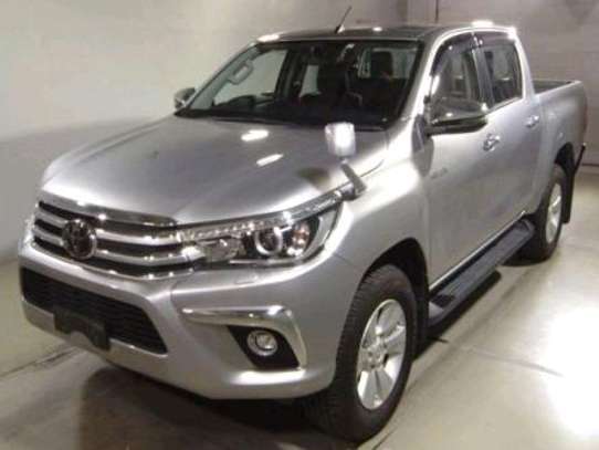 2017 Toyota Hilux double cab image 5