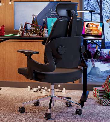 Office Chair : 360° Swivel Office Executive Chair image 1