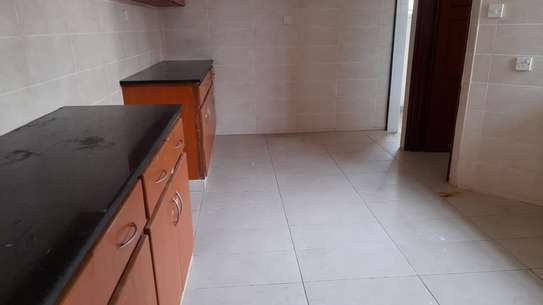 Serviced 3 Bed Apartment with En Suite in Westlands Area image 2