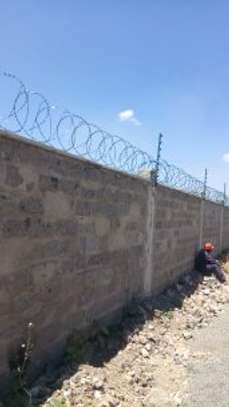 razor wire in kenya image 2